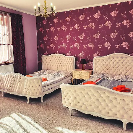Nad Renesans Apartament *