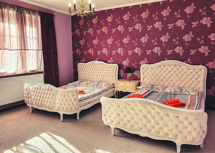 Nad Renesans Apartamento *