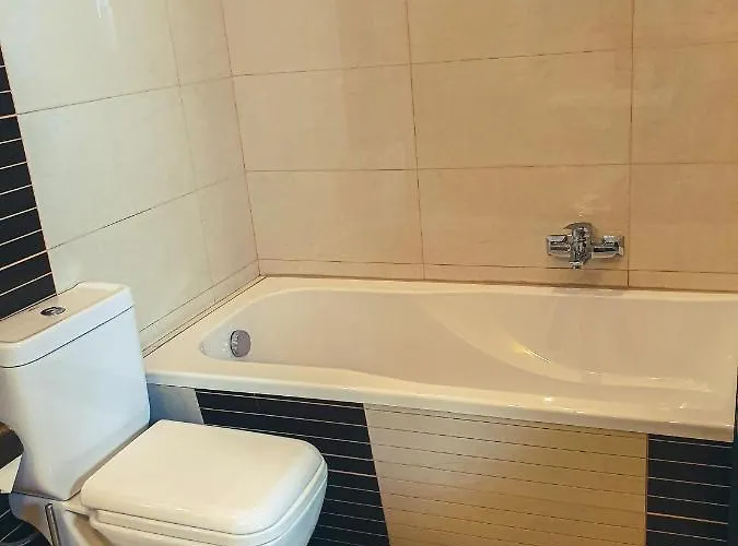 Nad Renesans Apartamento *