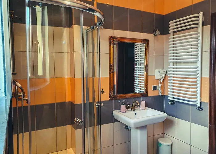 Nad Renesans Apartamento *